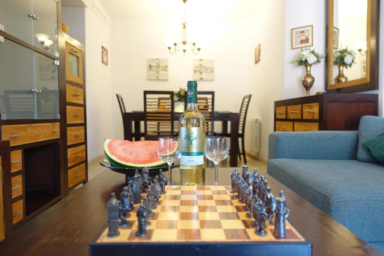 ☆The Peaceful Valencia Homestay☆ W/ Terrace⌘Parking⌘Bbq Buitenkant foto